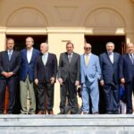 Edmundo González Urrutia llega al Palacio Nacional donde será recibido por el presidente Luis Abinader