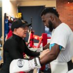 Carlos «Caballo Bronco» Adames defenderá su título mundial en una de las carteleras más grande en toda la historia del boxeo