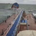 Rusia declara emergencia regional en la Crimea ocupada debido a la marea negra tras el naufragio de dos petroleros
