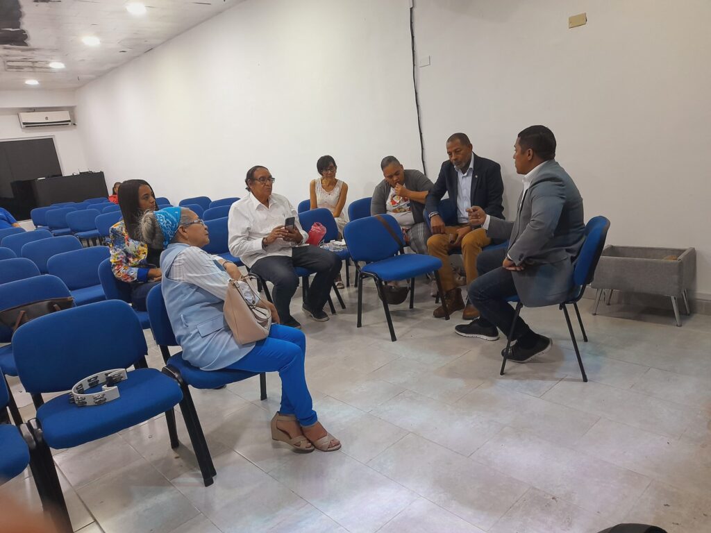 Fidel Santana dicta conferencia sobre la obra y pensamiento de Juan Pablo Duarte