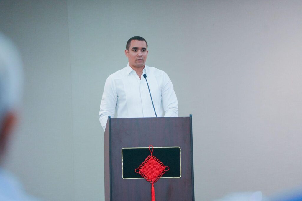 Fundación Casa de China designa a embajador José Julio Gómez como Miembro de Mérito