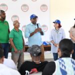 Robert Polanco recorre sector Capotillo; supervisa trabajos realiza Propeep en el populoso sector capitalino