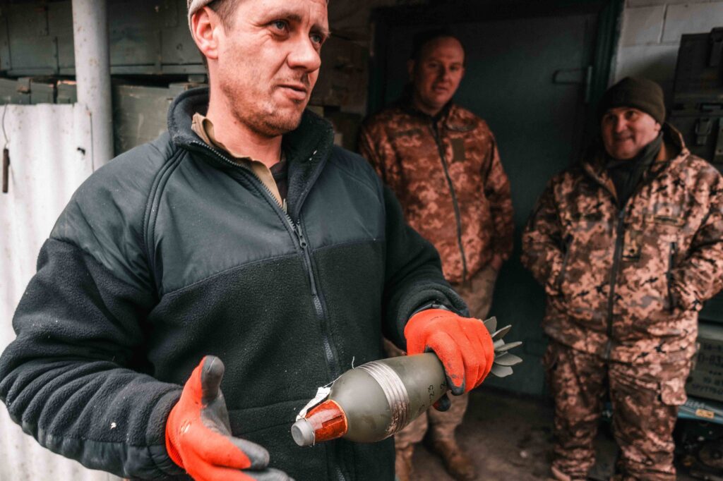 Con los ‘chavales’ del comandante Tarás ‘El español’: «Es un héroe para todos nosotros»