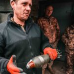 Con los ‘chavales’ del comandante Tarás ‘El español’: «Es un héroe para todos nosotros»