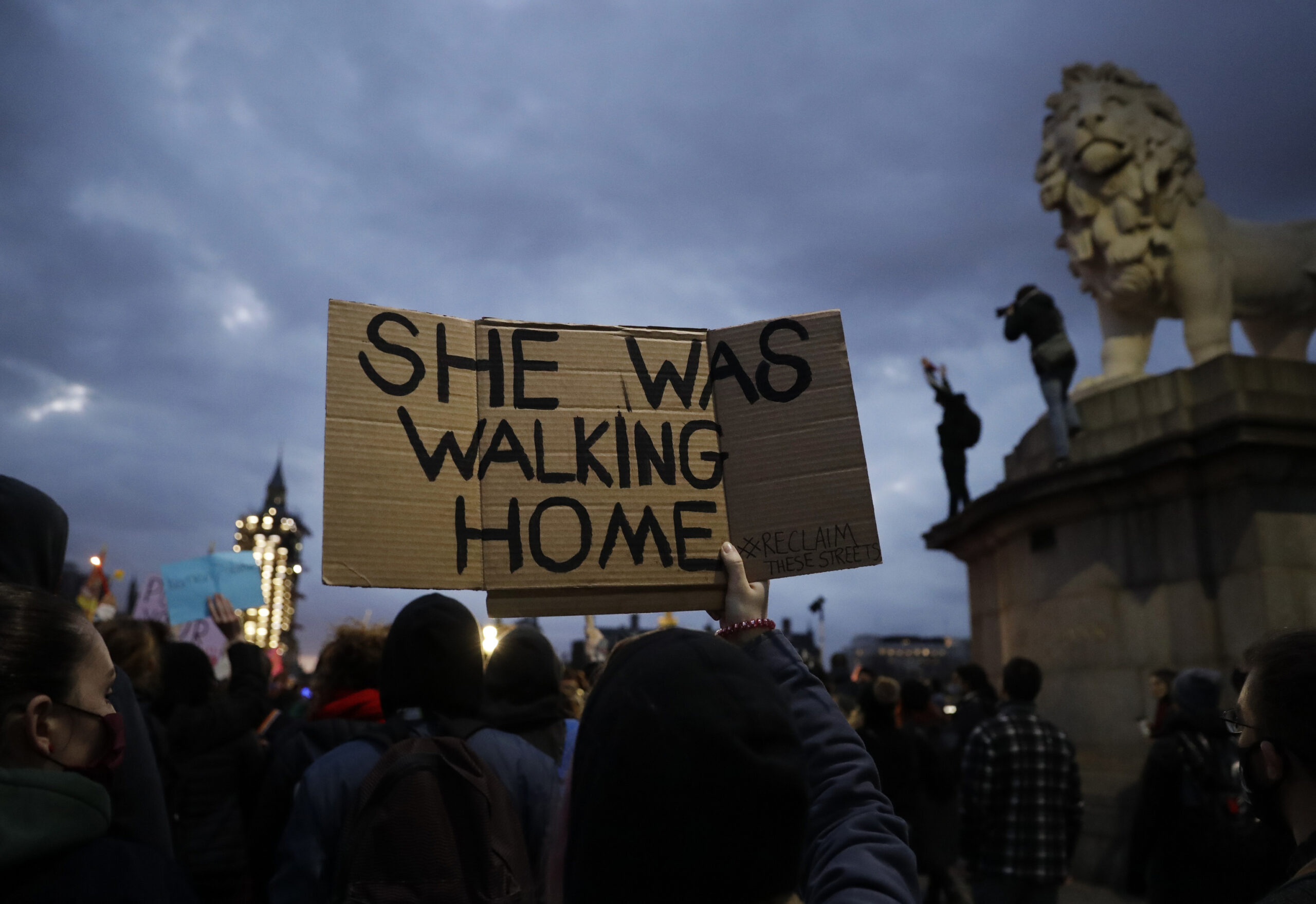 Una epidemia de violencia contra las mujeres en el Reino Unido: «La falta de medidas preventivas es deplorable»