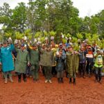 Autoridades plantan unos 5,000 árboles de pino en Monseñor Nouel 