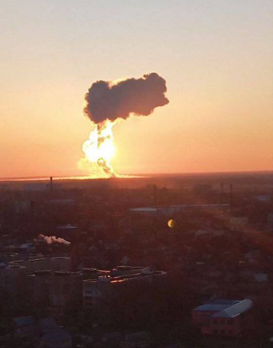 Kiev ataca la mayor base de bombarderos atómicos rusos