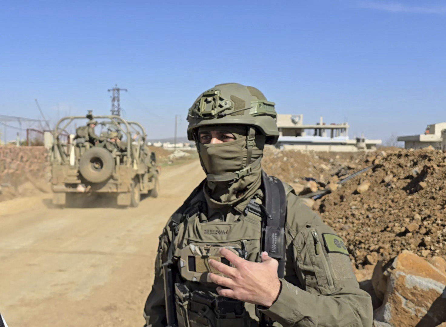 Con los soldados israelíes en el sur de Siria: «Tenemos que defender a nuestros ciudadanos»