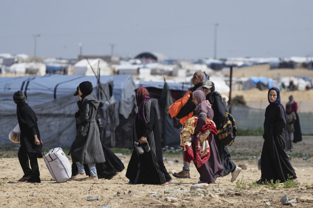 Israel amplía la ofensiva y se apodera de zonas en el sur de la Franja de Gaza