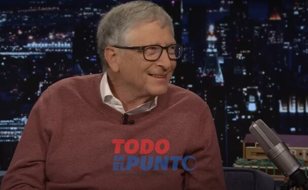 Bill Gates, cofundador de Microsoft, pone fecha al inicio del caos por la IA: «En 10 años, los humanos serán innecesarios»