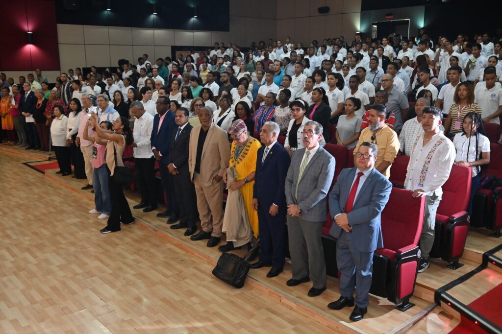 Dr. Jorge Asjana David participa en apertura del “Primer Congreso de las Humanidades” de la UASD