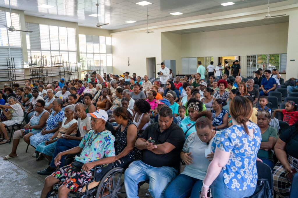 Propeep inicia intervención en barrios de la ribera del Río Ozama con acciones sociales