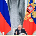 La UE acuerda nuevas sanciones a Rusia, pone en su punto de mira a la «flota fantasma» y ya amenaza con más medidas de castigo si Putin no acepta el alto el fuego
