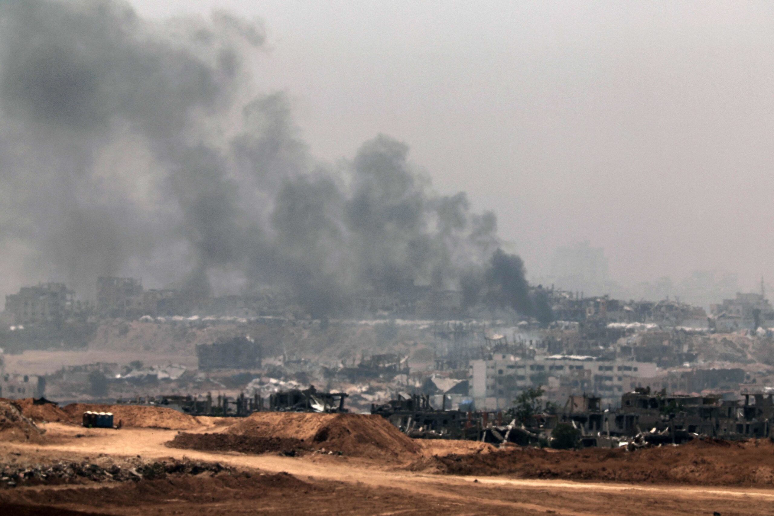 Israel inicia una nueva fase de la ofensiva en Gaza a la espera de una dramática ronda de negociación con Hamas