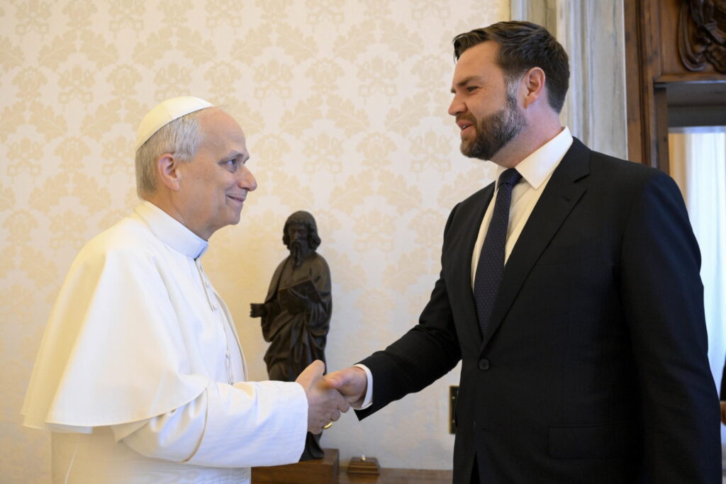 León XIV mantiene un encuentro «cordial» con el vicepresidente J. D. Vance