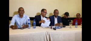 FENACHO anuncia marcha y propone transformación integral del transporte en RD