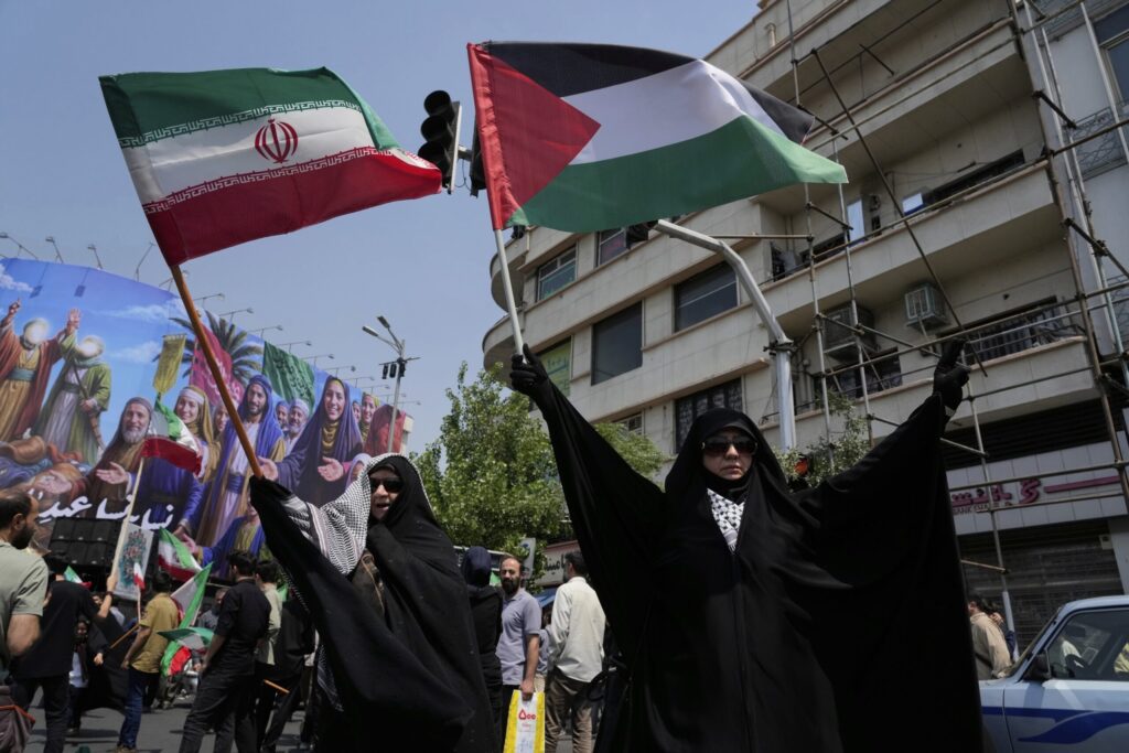Irán promete una respuesta «sin límites» al ataque contra sus militares y científicos nucleares
