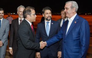 Presidente Abinader llegó la noche de este jueves a Brasil en la última parte de su viaje que inició en Europa