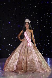 Modelo dominicana Emely Chantal Octavis gana Miss Mundo Latina Internacional categoría Pre-Teen