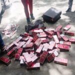 Detienen pasajera de autobús con contrabando de más de 13 mil cigarrillos