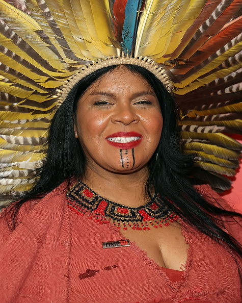 Sonia Guajajara, ministra de los Pueblos Indígenas de Brasil: «El legado de los políticos de extrema derecha ha sido la violación de derechos ya garantizados»