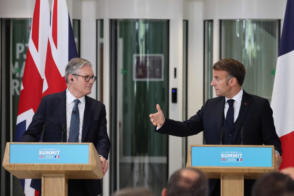 ‘Entente cordiale’ atómica entre París y Londres para proteger a Europa