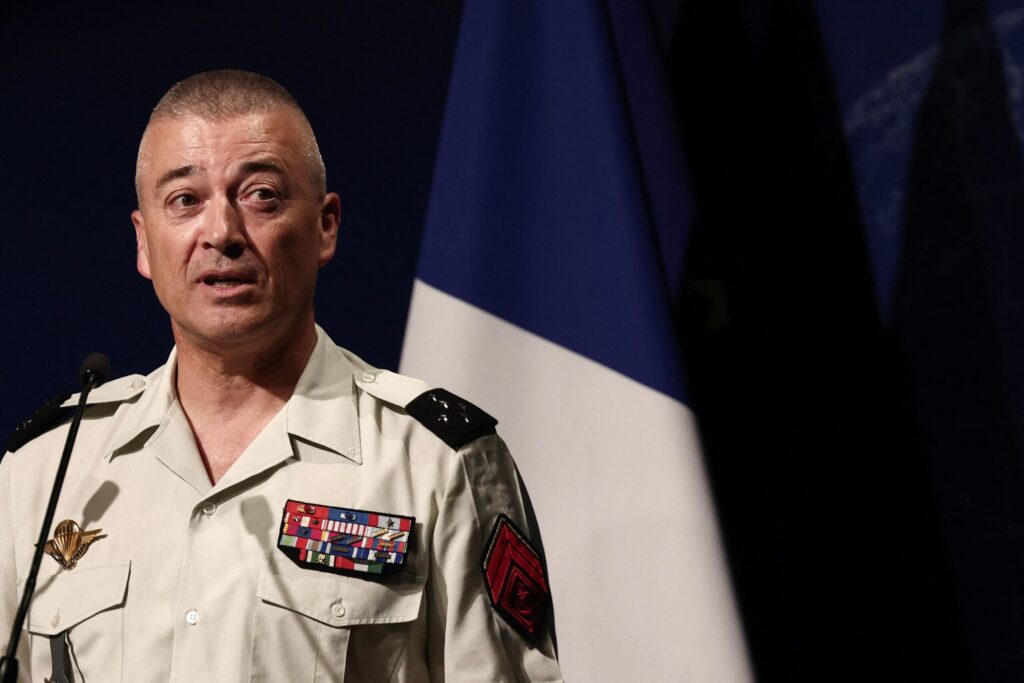 El máximo responsable del ejército francés: «Rusia ha designado a Francia como su principal objetivo en Europa»