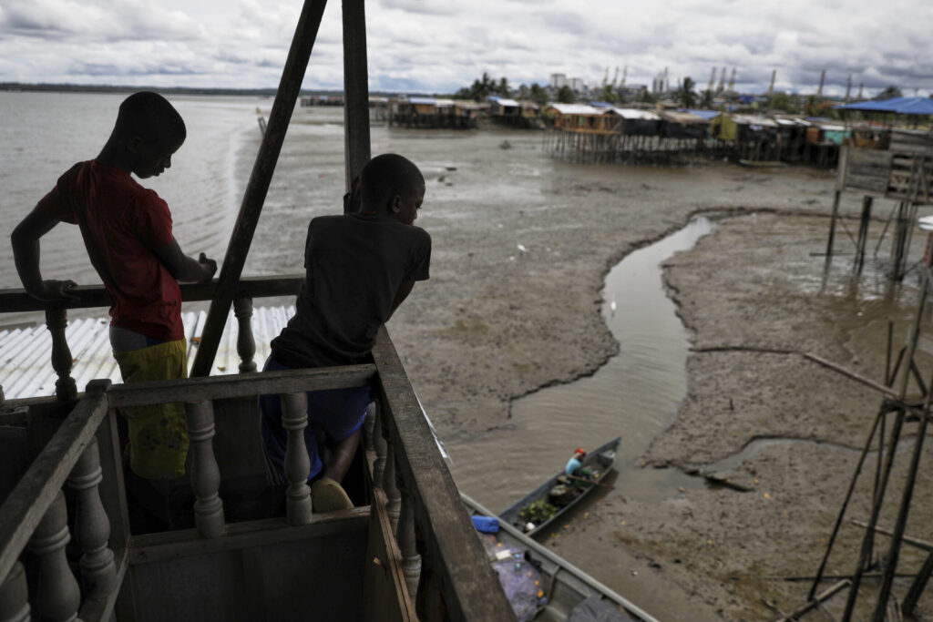 La resaca de las alertas de tsunami que siguen provocando evacuaciones en el Pacífico y el miedo en las diminutas islas que se ahogan por la subida nivel del mar