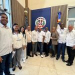 Cónsul José Santana recibe Asociación Dominicana de Regidores