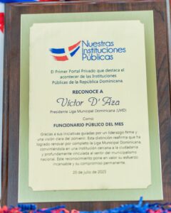 Víctor D’ Aza es reconocido como Funcionario Público del Mes por su impacto en la gestión municipal