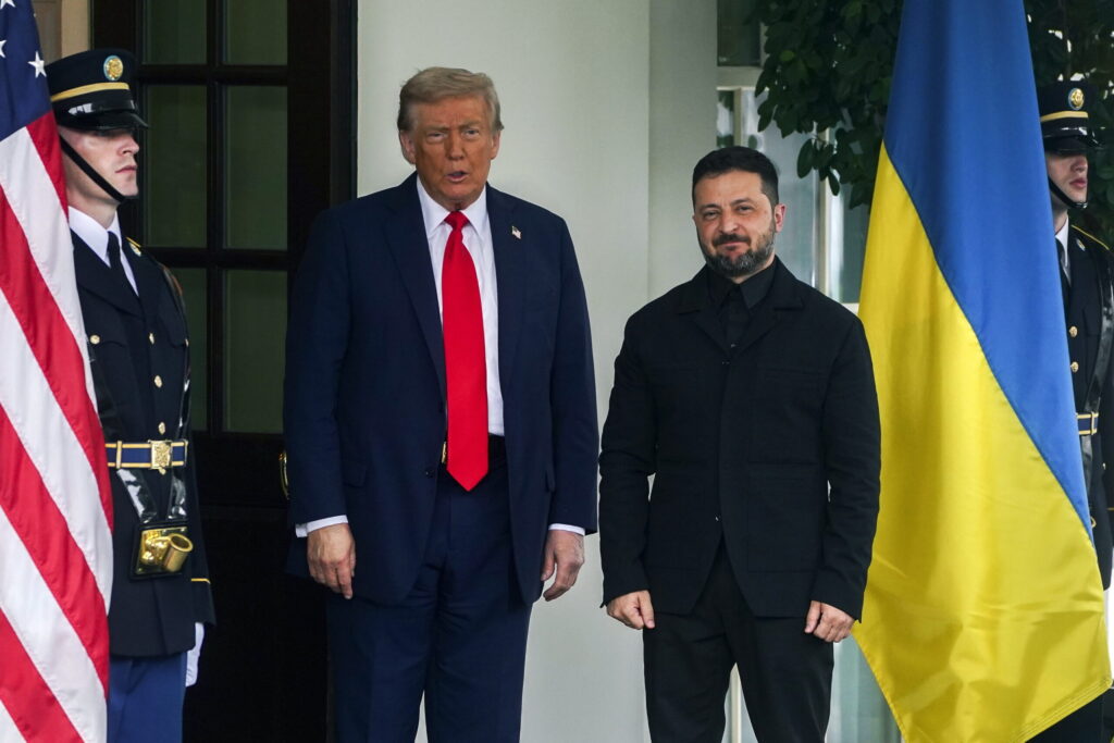Trump alaba el nuevo traje de Zelenski en un ambiente de cordialidad: «No me lo puedo creer. ¡Me encanta!»