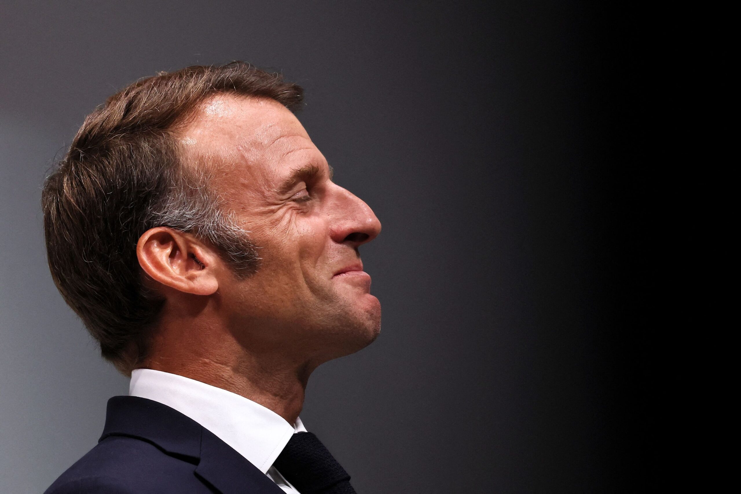 Macron reafirma su intención de «ejercer su mandato hasta el final» independientemente de si Bayrou supera o no el voto de confianza