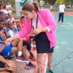Parroquia y Club Villa Faro realizan charla sobre daños del uso de hookah y vapers en jóvenes
