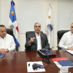 Presidente Abinader impulsa transformación educativa con 124,000 docentes formándose en áreas STEAM