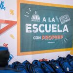 Propeep distribuye útiles escolares para apoyar estudiantes de diferentes zonas vulnerables del país