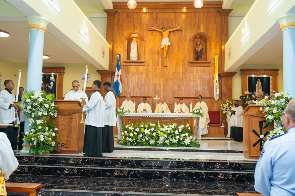 ITSC y Fuerza Aérea Dominicana reciben reconocimiento en aniversario de la Parroquia Nuestra Señora de Fátima