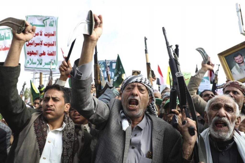 Los hutíes de Yemen irrumpen en las oficinas de la ONU en la capital y detienen a once empleados