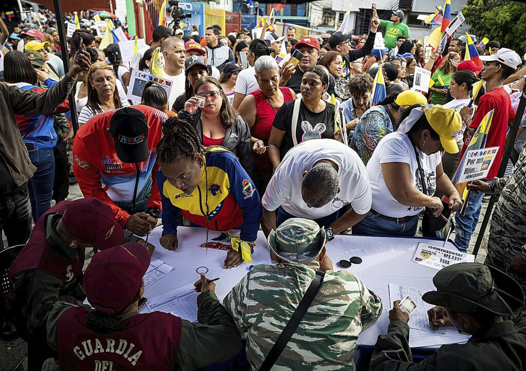 El régimen de Maduro se prepara para la guerra con EEUU: «Lucharemos si se atreven a poner un pie en Venezuela»