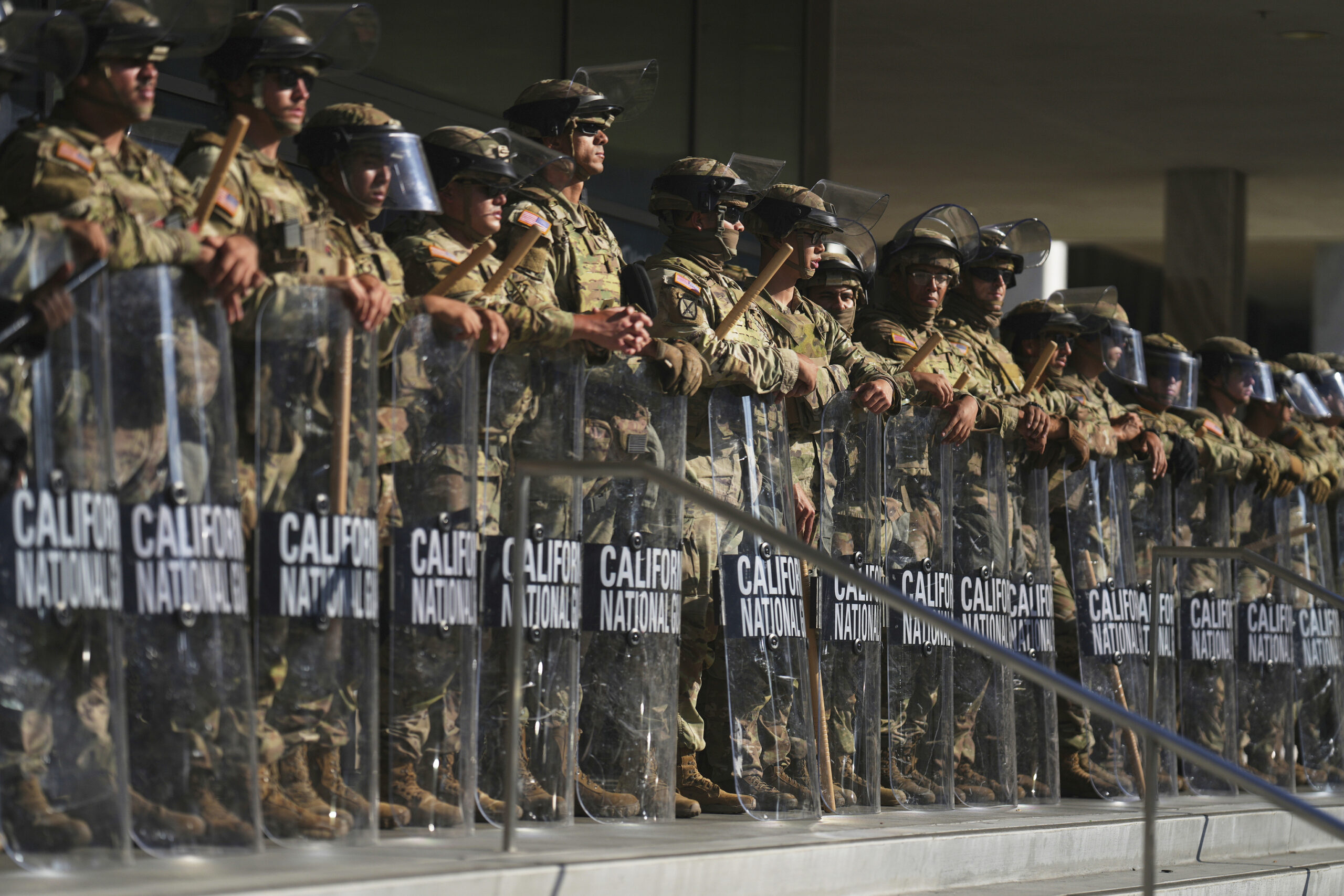 Un juez federal declara ilegal el despliegue de tropas de la Guardia Nacional en Los Ángeles