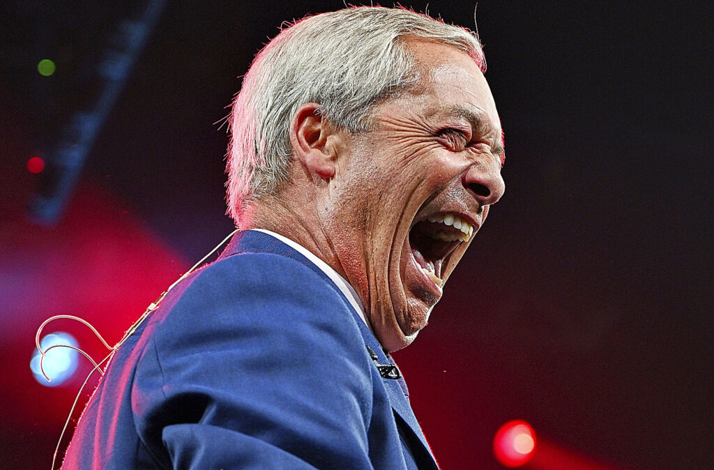La gran fiesta de Nigel Farage en Birmingham con el respaldo de las encuestas