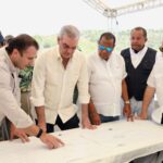 Abinader entrega varias obras y supervisa otras en Puerto Plata